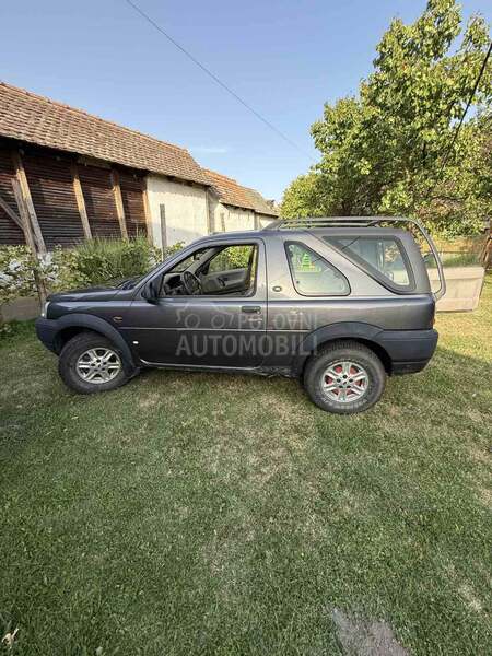 Land Rover Freelander 1951