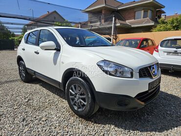 Nissan Qashqai 1.6 NAV KAM  TOOP