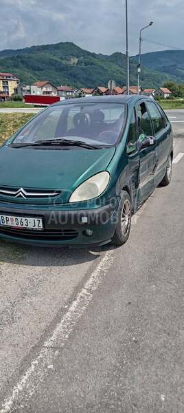Citroen Xsara Picasso 1.8 b
