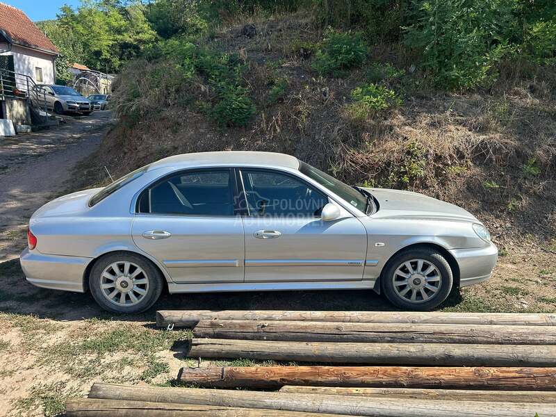 Hyundai Sonata 2.0