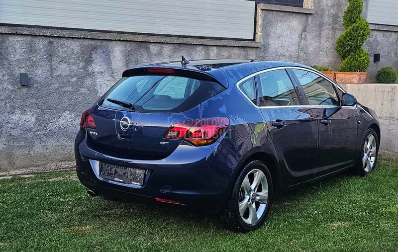 Opel Astra J 1.7 cdti sport