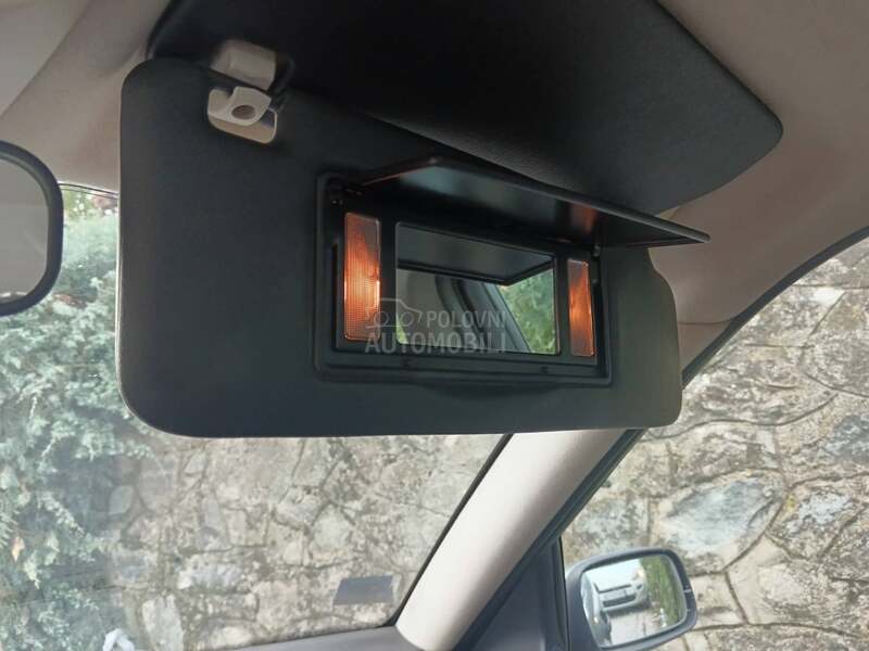 Saab 9-5 za aut0matic ili 4x4