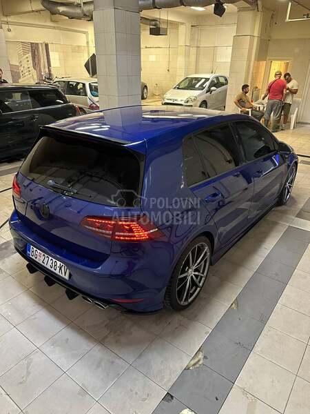 Volkswagen Golf 7 R