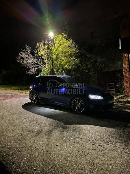 Volkswagen Golf 7 R