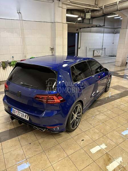 Volkswagen Golf 7 R