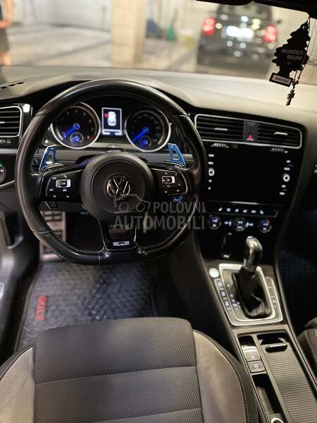 Volkswagen Golf 7 R