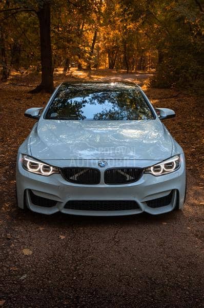 BMW M4 