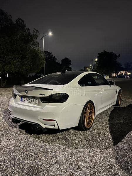 BMW M4 