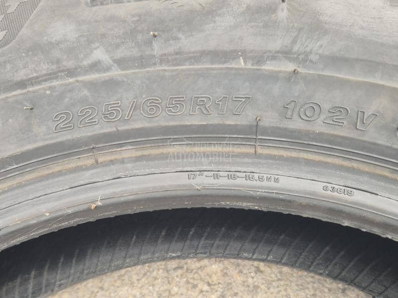Bridgestone 225/65 R17 Letnja