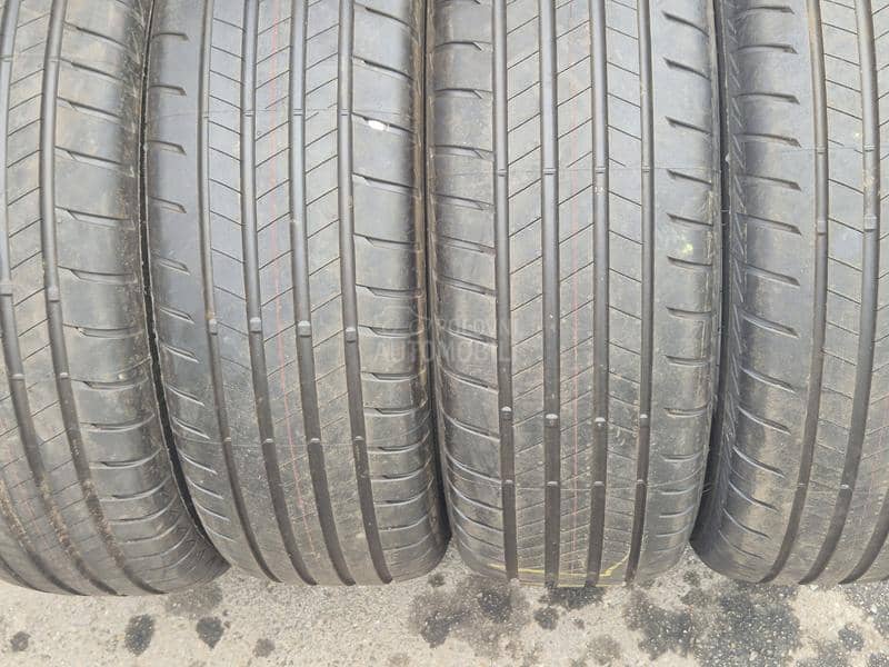 Bridgestone 225/65 R17 Letnja