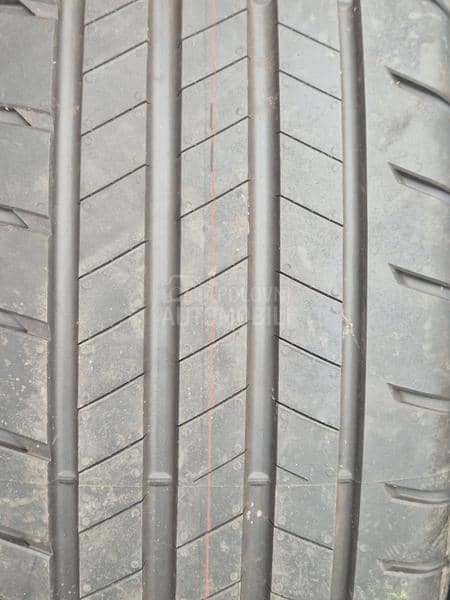 Bridgestone 225/65 R17 Letnja