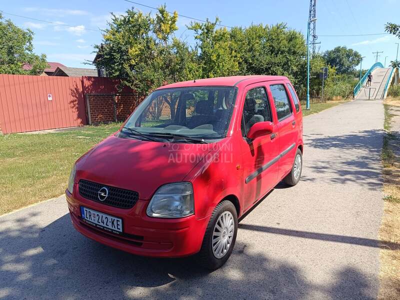 Opel Agila 1,0