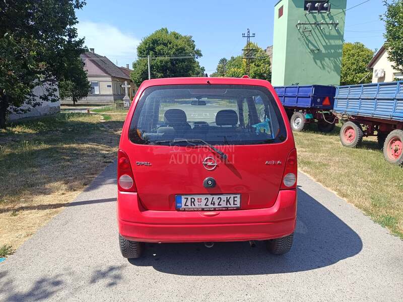 Opel Agila 1,0