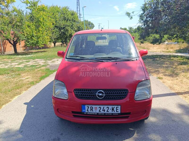 Opel Agila 1,0