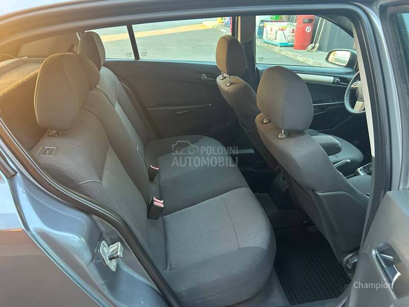 Opel Astra H 
