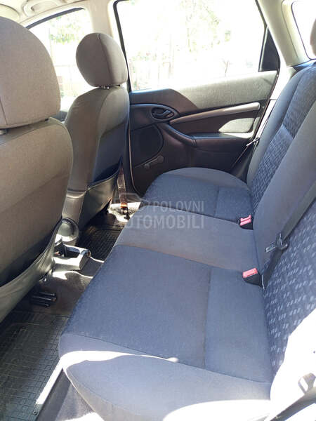 Ford Focus 1.6  16V