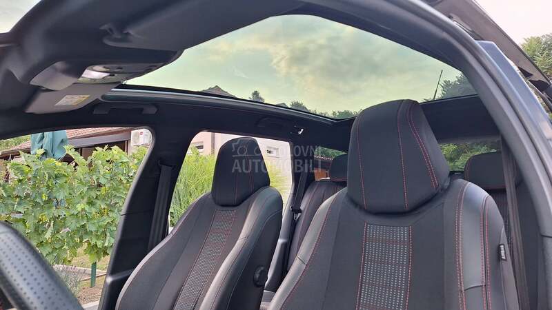 Peugeot 308 GT LINE BLUEHDI