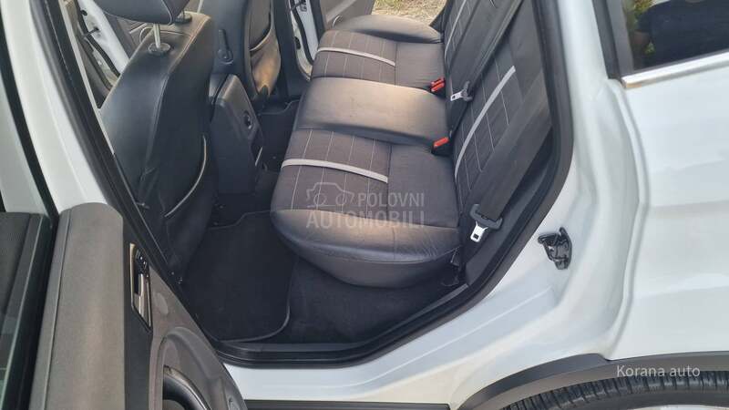 Ford Kuga 2.0 TDCI TITANIUM