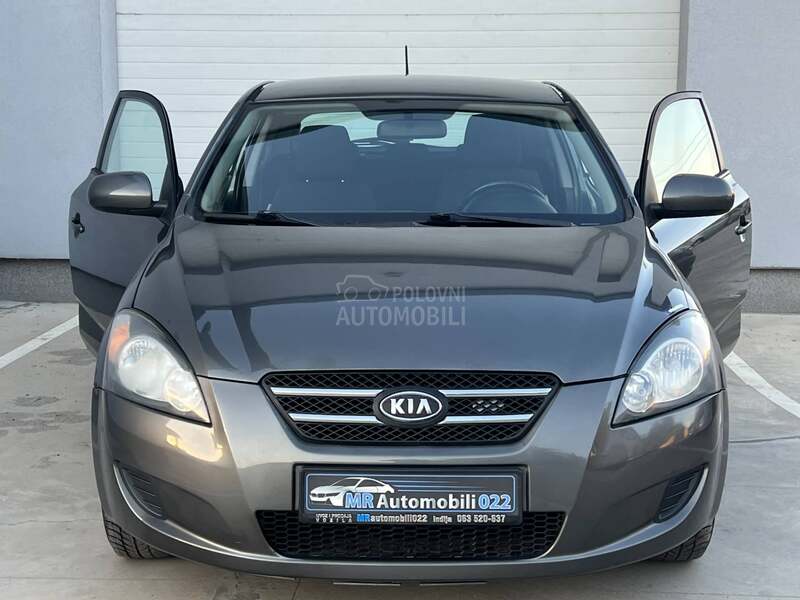 Kia cee`d 1.4 CVVT LX FRESH