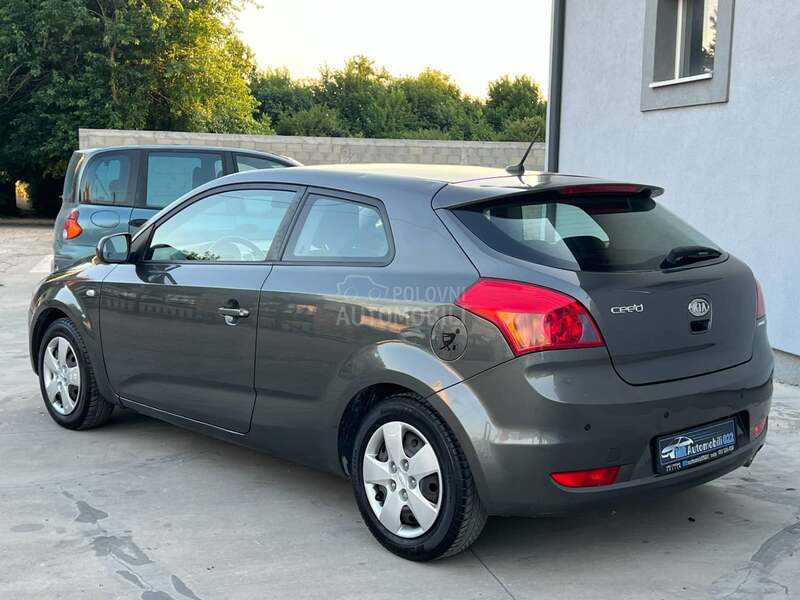 Kia cee`d 1.4 CVVT LX FRESH