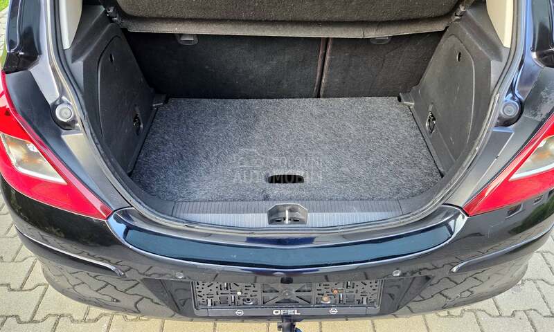 Opel Corsa D 1.3cdi Cosmo S/S