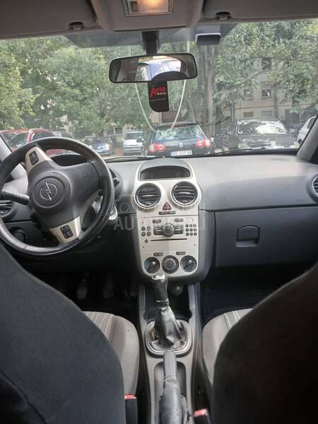 Opel Corsa B 