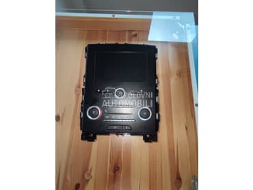 Fabricka multimedija za Renault Megane