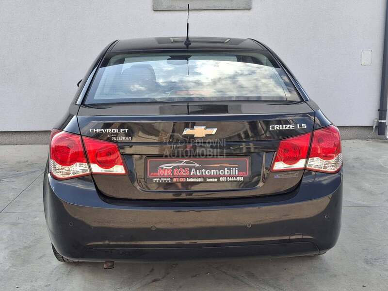 Chevrolet Cruze 1.6 LX Luna