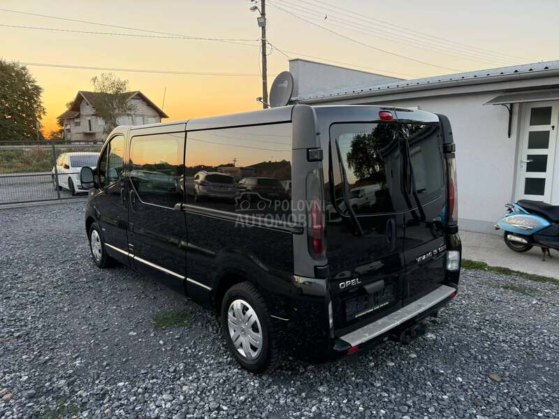 Opel Vivaro 1.9 dupla kabina