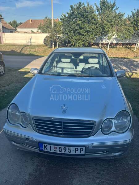 Mercedes Benz C 200 