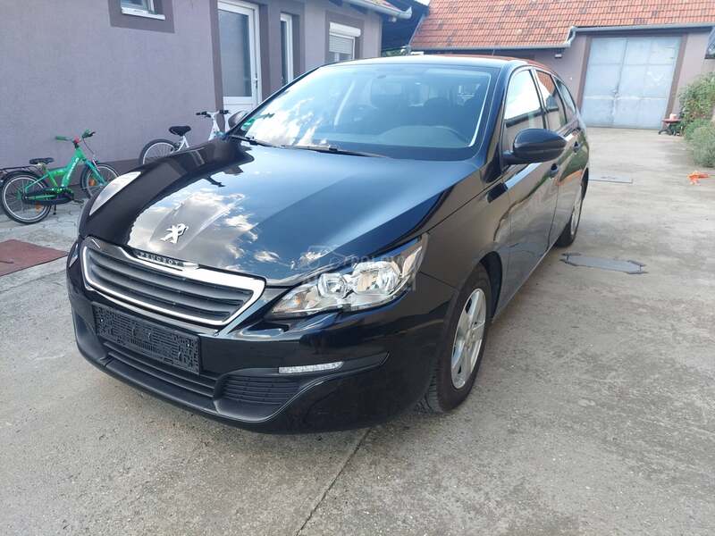 Peugeot 308 1.6E/HDI PERFECT