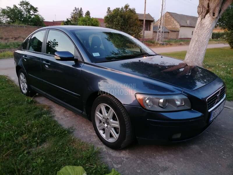 Volvo S40 2.4