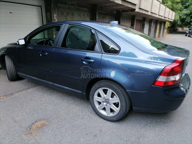 Volvo S40 2.4