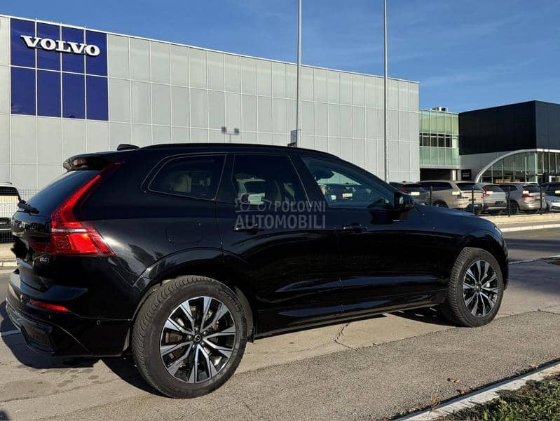 Volvo XC60 B4 D AWD Plus Dark