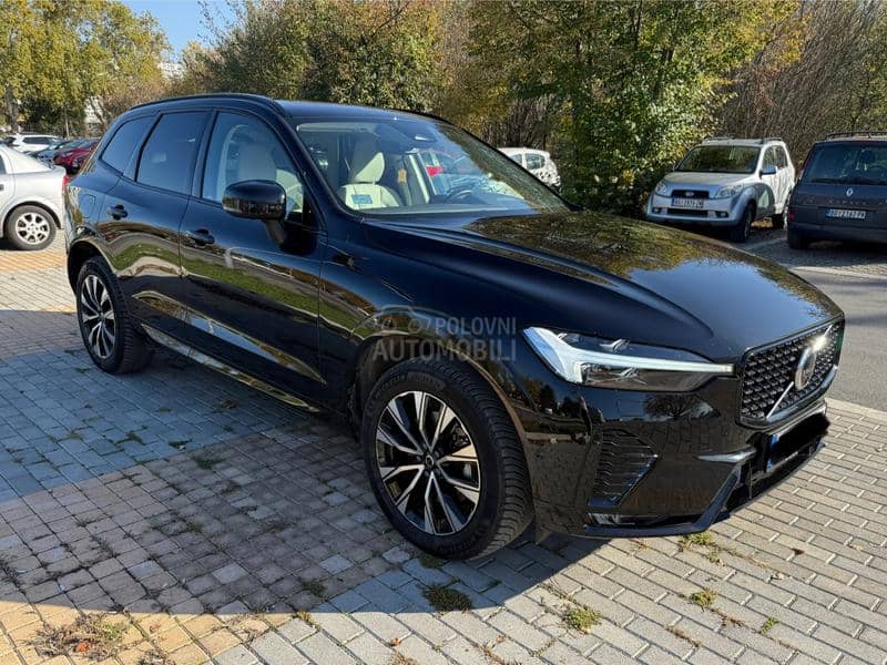 Volvo XC60 B4 D AWD Plus Dark