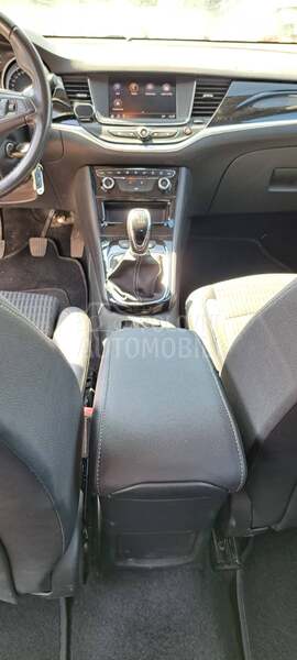 Opel Astra K ELEGANCE 1.2 MT6