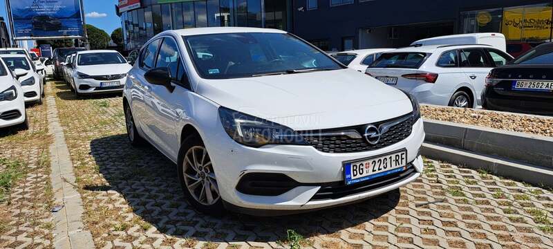 Opel Astra K ELEGANCE 1.2 MT6