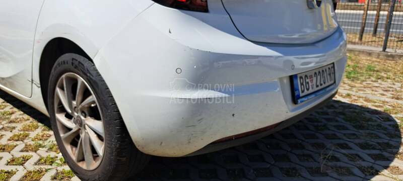 Opel Astra K ELEGANCE 1.2 MT6