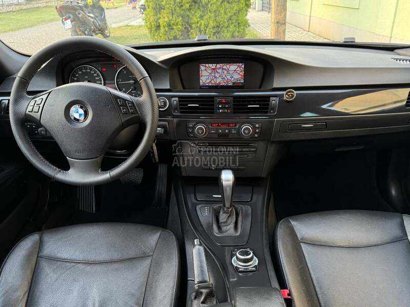 BMW 318 AUTOM/NAV/KOŽA/LCI