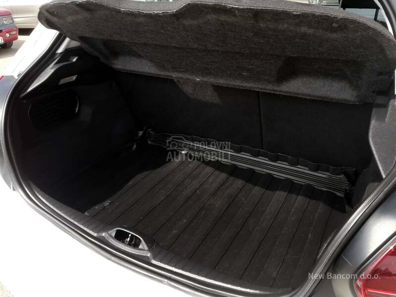 Peugeot 208 1.5BlueHDI