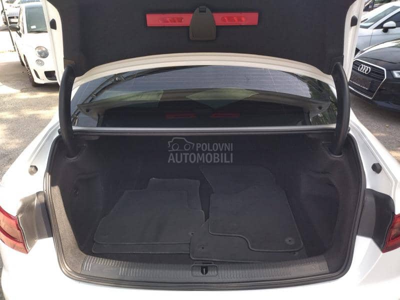 Audi A4 2 0 tdi S-line AUT