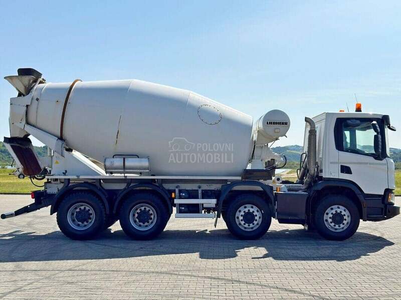 Scania P 450