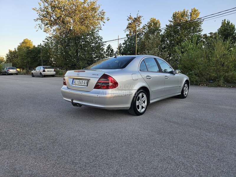 Mercedes Benz E 270 