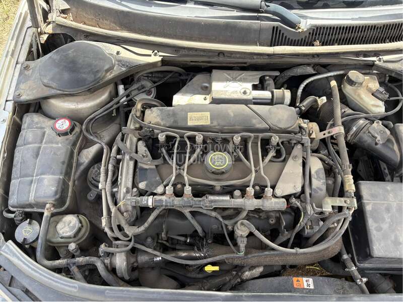 Ford Mondeo 501z 2004. god. -  kompletan auto u delovima