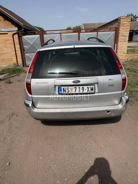 Ford Mondeo 501z 2004. god. -  kompletan auto u delovima