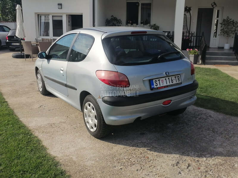 Peugeot 206 