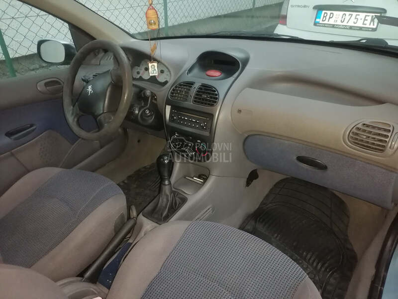 Peugeot 206 