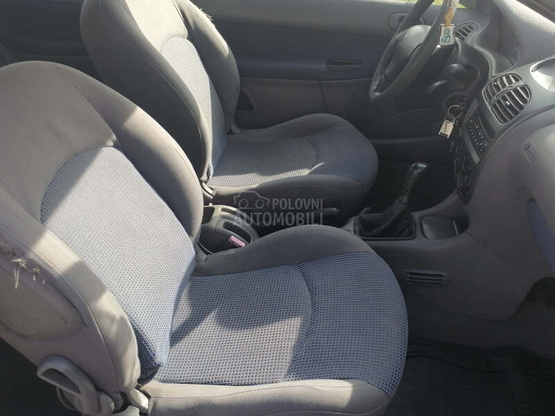 Peugeot 206 