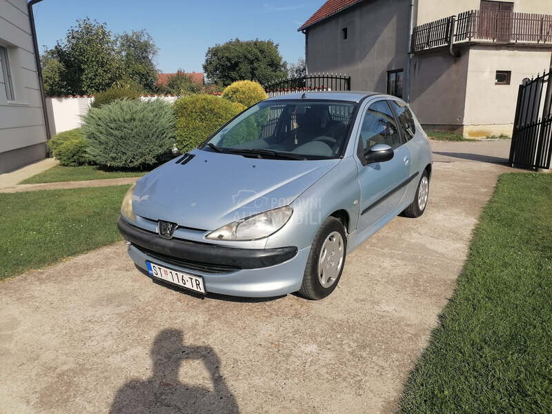 Peugeot 206 