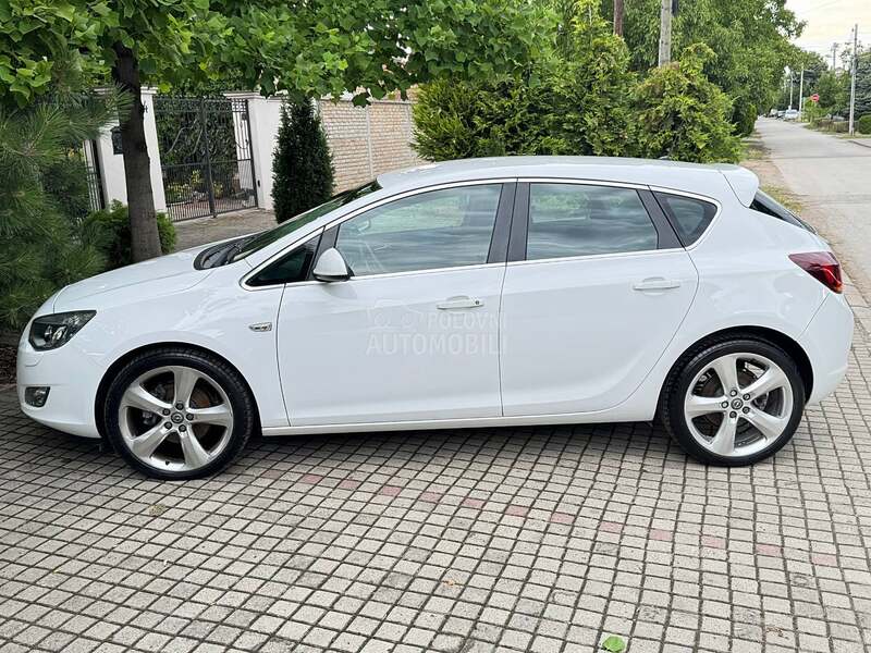 Opel Astra J SPORT/ANDROID/XENON